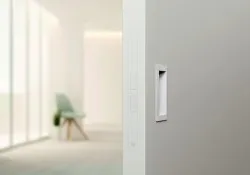 Touch - magnetic door catcher Touch - magnetic door catcher